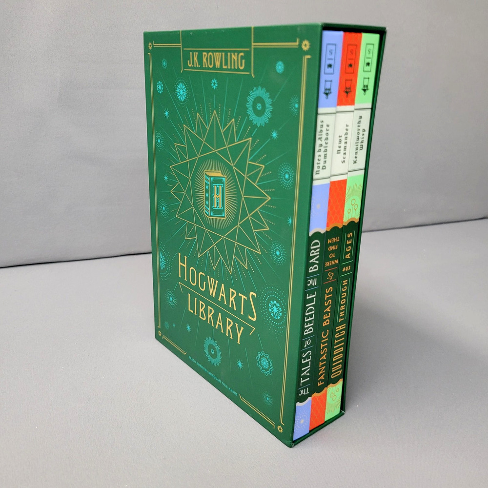 Hogwarts Library Box Set J.K. Rowling Hardcover Tales Beedle Bard Fantastic Book